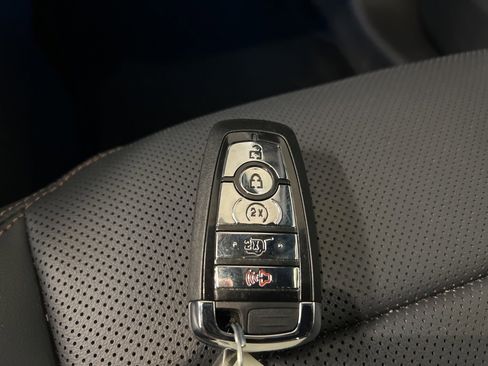 Certified 2025 Lincoln Nautilus Premier w/ Equipment Group 102A image 41