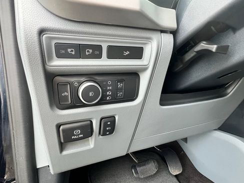 Used 2022 Ford F150 XLT w/ Equipment Group 302A High image 26