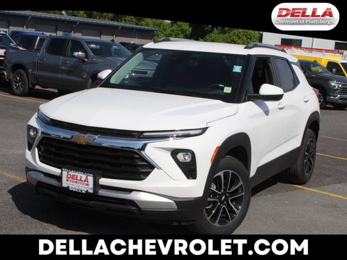 Used 2025 Chevrolet TrailBlazer LT AWD/4WD image 1