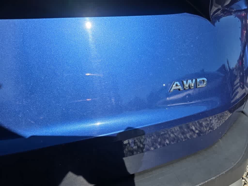 Used 2023 Nissan Rogue S AWD/4WD image 9