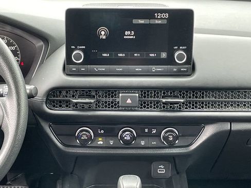 Used 2023 Honda HR-V LX image 15