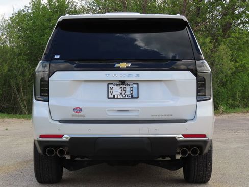 Used 2025 Chevrolet Tahoe Premier w/ Sun And Tow Package AWD/4WD image 17
