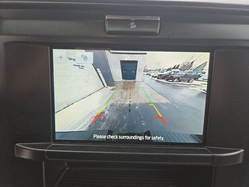 Used 2025 Ford F350 XLT w/ FX4 Off-Road Package image 22