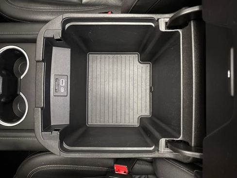 Used 2021 Chevrolet Suburban Z71 image 65