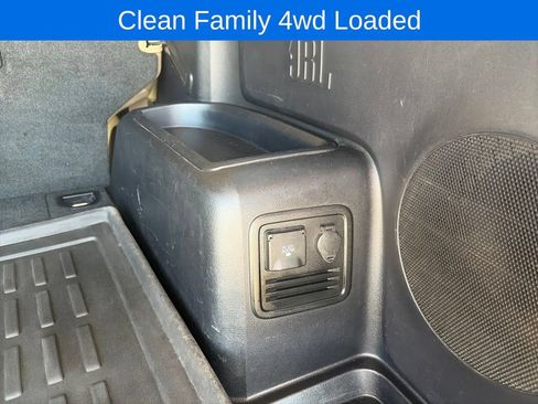 Used 2018 Toyota 4Runner Limited AWD/4WD image 13
