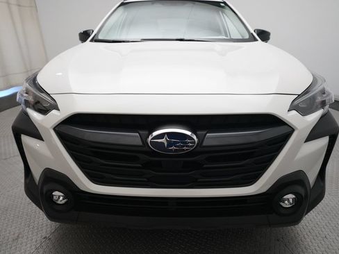Used 2025 Subaru Outback Premium AWD/4WD image 22