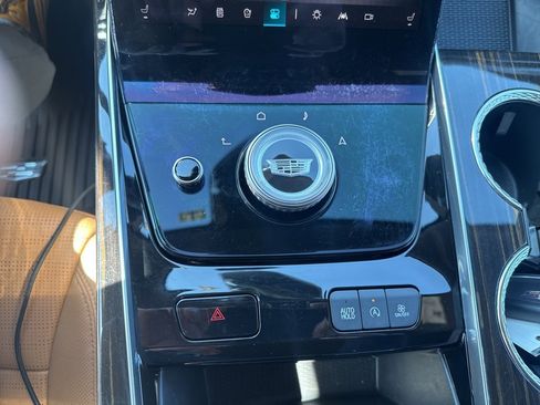 Used 2025 Cadillac Escalade Premium Luxury w/ Touring Package image 11