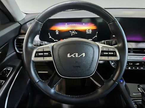 Certified 2023 Kia Telluride SX Prestige AWD/4WD image 9