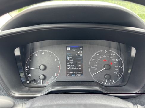 Used 2025 Toyota Corolla LE FWD image 21