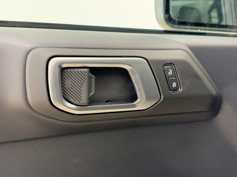 New 2025 Ford Bronco Badlands w/ Sasquatch Package image 21