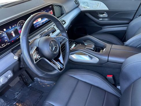 Used 2025 Mercedes-Benz GLE 350 4MATIC image 11