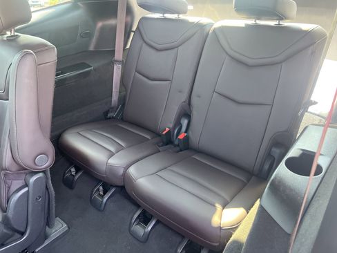 Used 2022 Cadillac XT6 Premium Luxury w/ Technology Package image 24