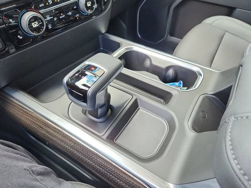 New 2026 Chevrolet Silverado 1500 RST w/ Redline Edition AWD/4WD image 26