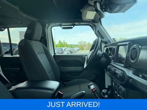 Used 2022 Jeep Wrangler Unlimited Sport AWD/4WD image 11