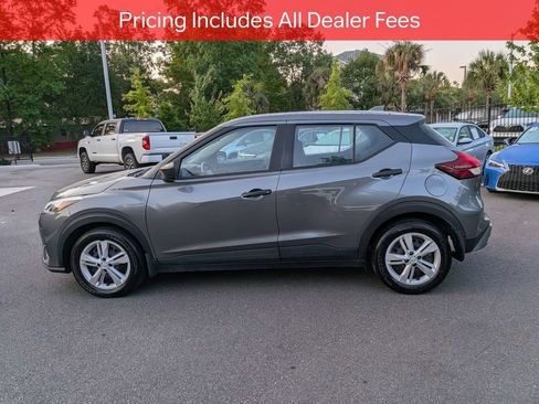 Used 2024 Nissan Kicks S FWD image 7