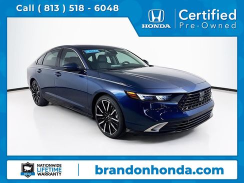Used 2025 Honda Accord Touring image 1