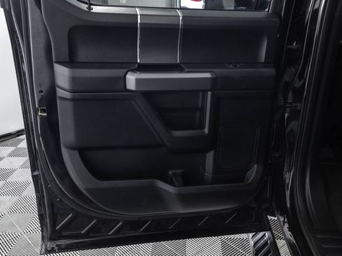 Used 2019 Ford F150 XLT w/ Equipment Group 302A Luxury AWD/4WD image 37