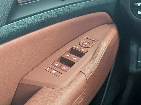 New 2026 Kia Sportage SX FWD image 15