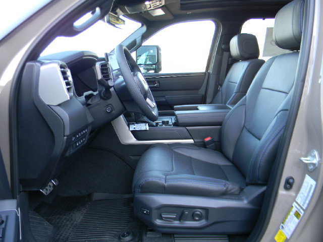 New 2026 Toyota Tundra Platinum w/ TRD Off-Road Package AWD/4WD image 20
