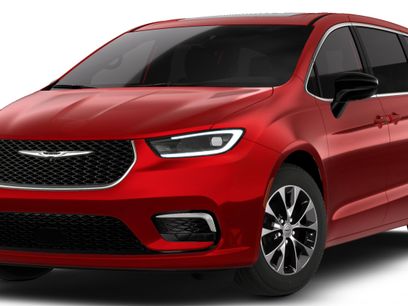 New 2026 Chrysler Pacifica Limited