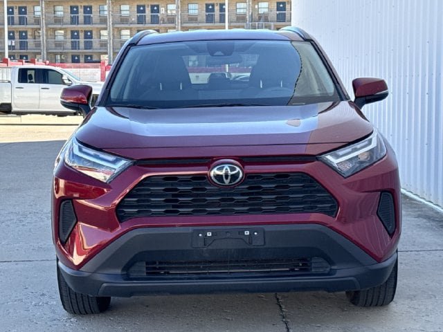 Used 2025 Toyota RAV4 XLE FWD image 8