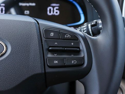 New 2026 Hyundai Venue SEL FWD image 24