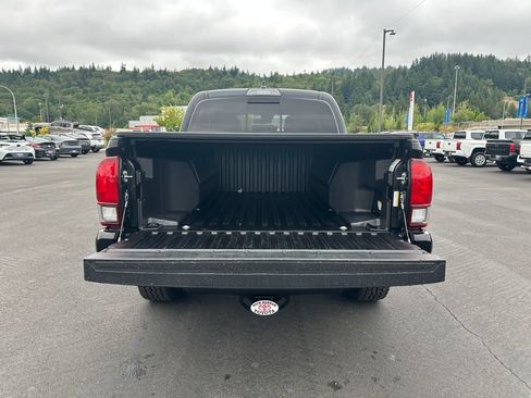 Used 2023 Toyota Tacoma 4x4 Double Cab w/ Trail Edition image 11