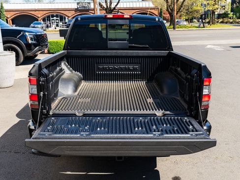 New 2026 Nissan Frontier SV w/ Tow Package AWD/4WD image 8