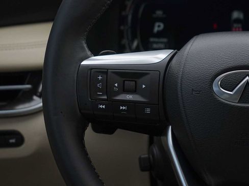 Used 2025 INFINITI QX60 Sensory AWD/4WD image 17
