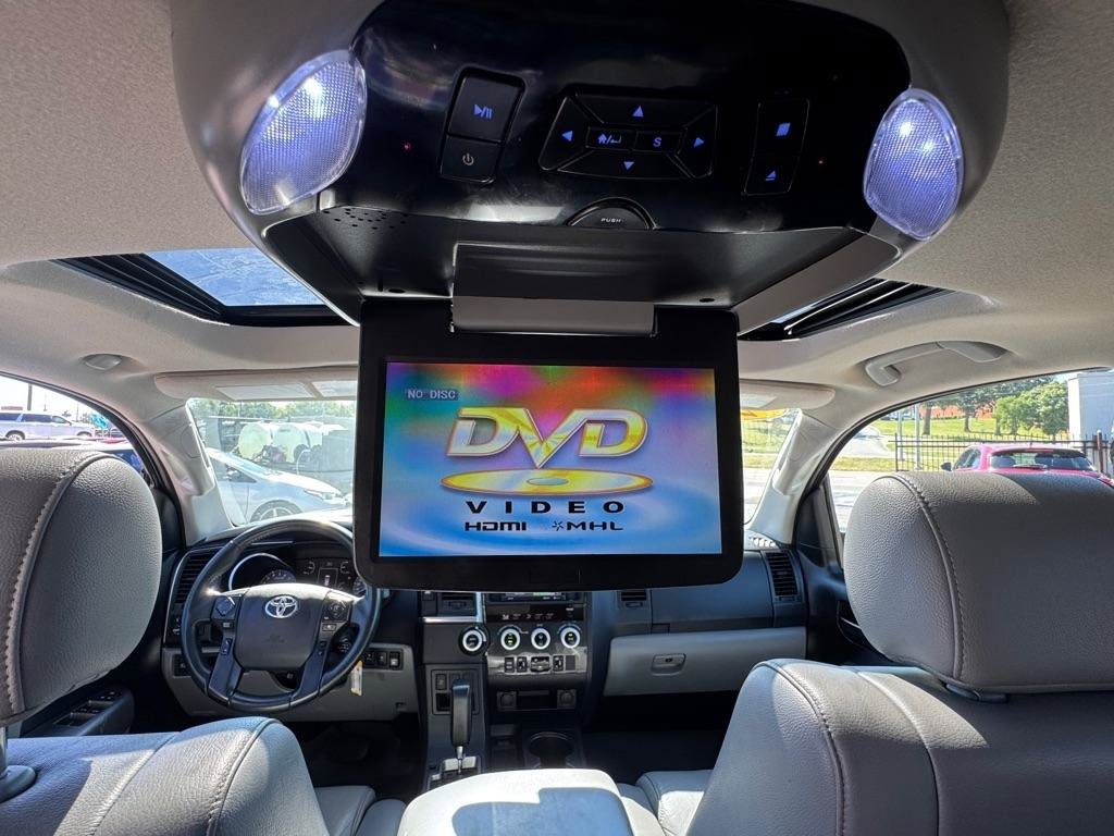 Used 2019 Toyota Sequoia SR5 w/ Premium Package RWD image 18