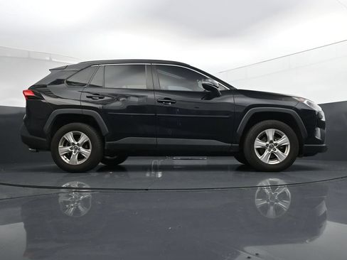 Used 2020 Toyota RAV4 XLE w/ Convenience Package AWD/4WD image 24