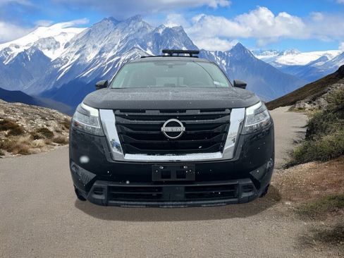 Used 2022 Nissan Pathfinder SV image 8
