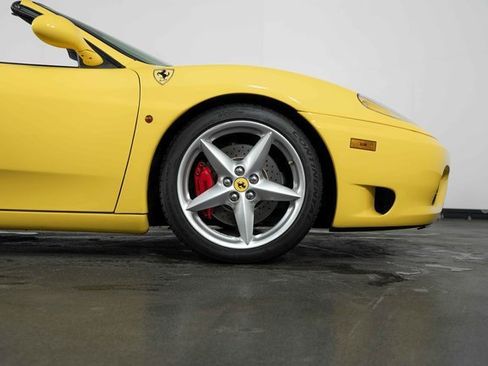 Used 2001 Ferrari 360 Spider image 11