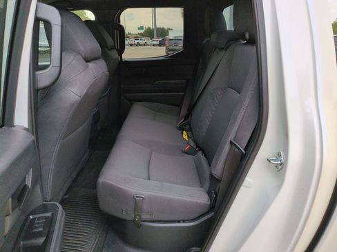 Used 2025 Toyota Tacoma TRD Sport AWD/4WD image 22