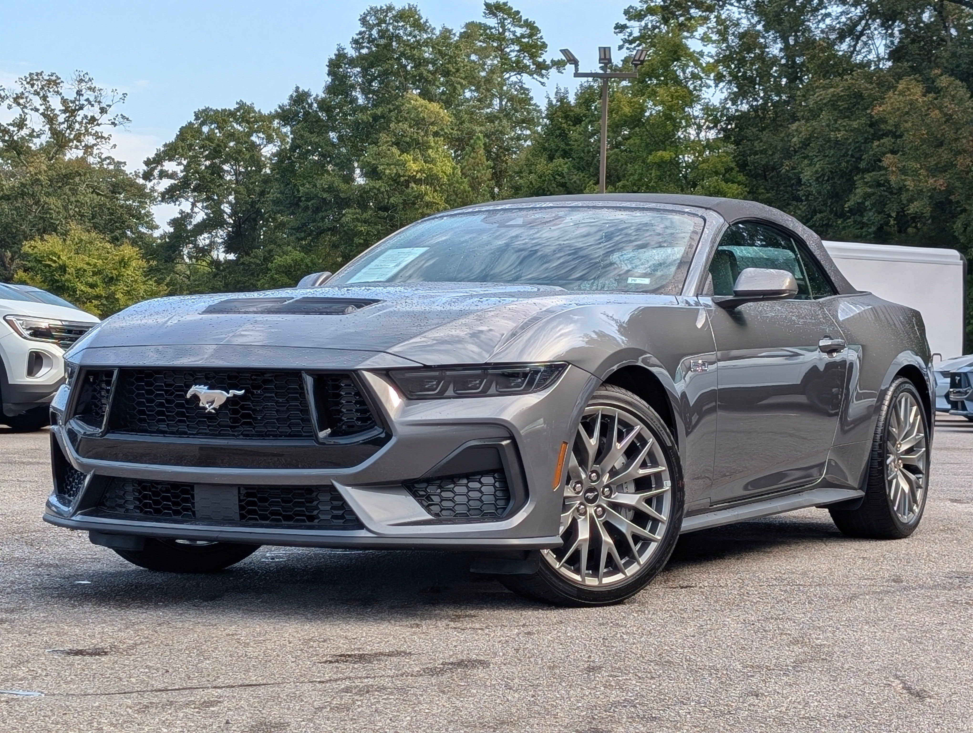 Used 2026 Ford Mustang GT Premium RWD image 4