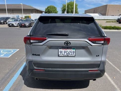 Used 2024 Toyota RAV4 LE image 6