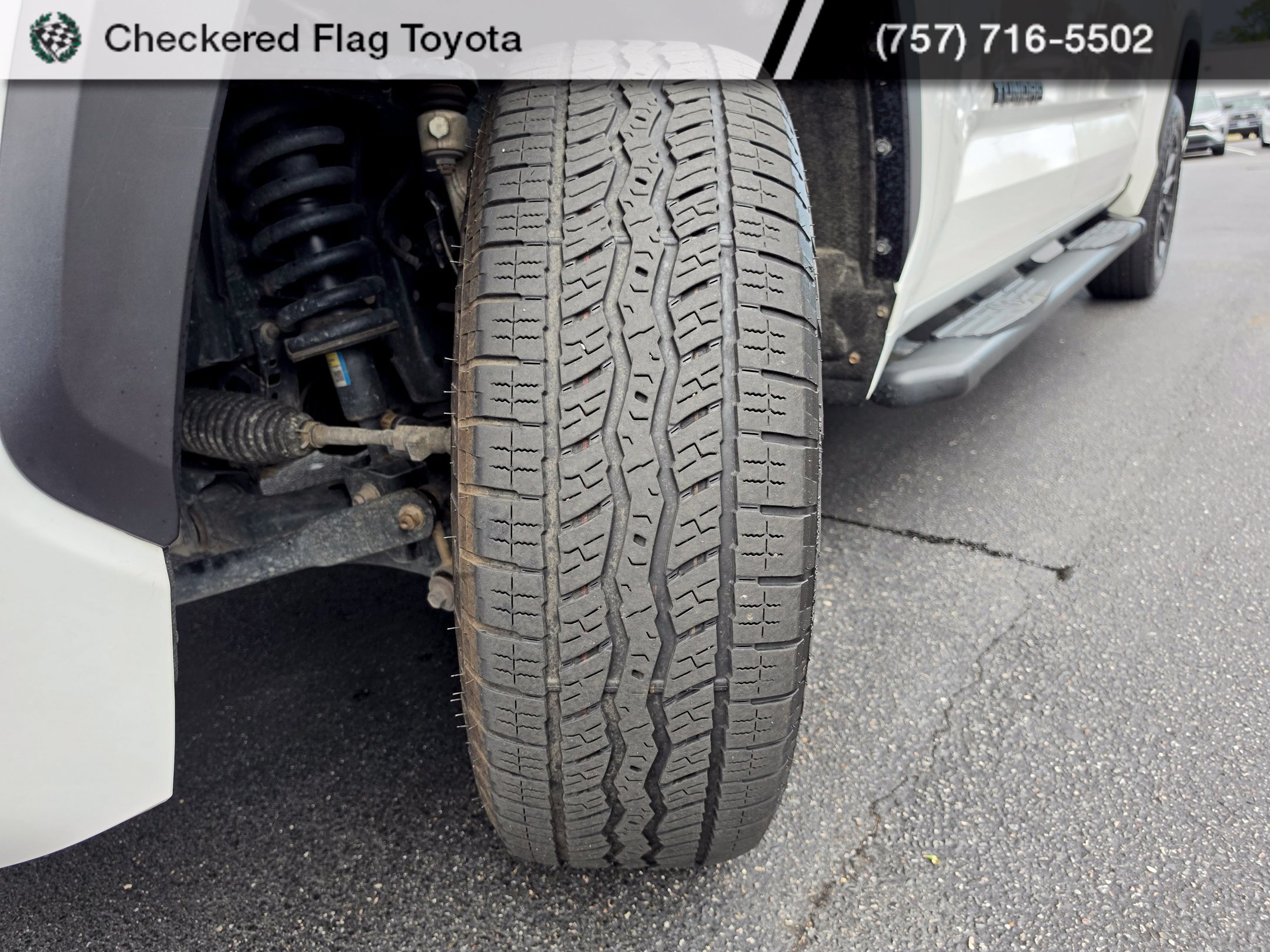 Used 2024 Toyota Tundra Limited AWD/4WD image 10
