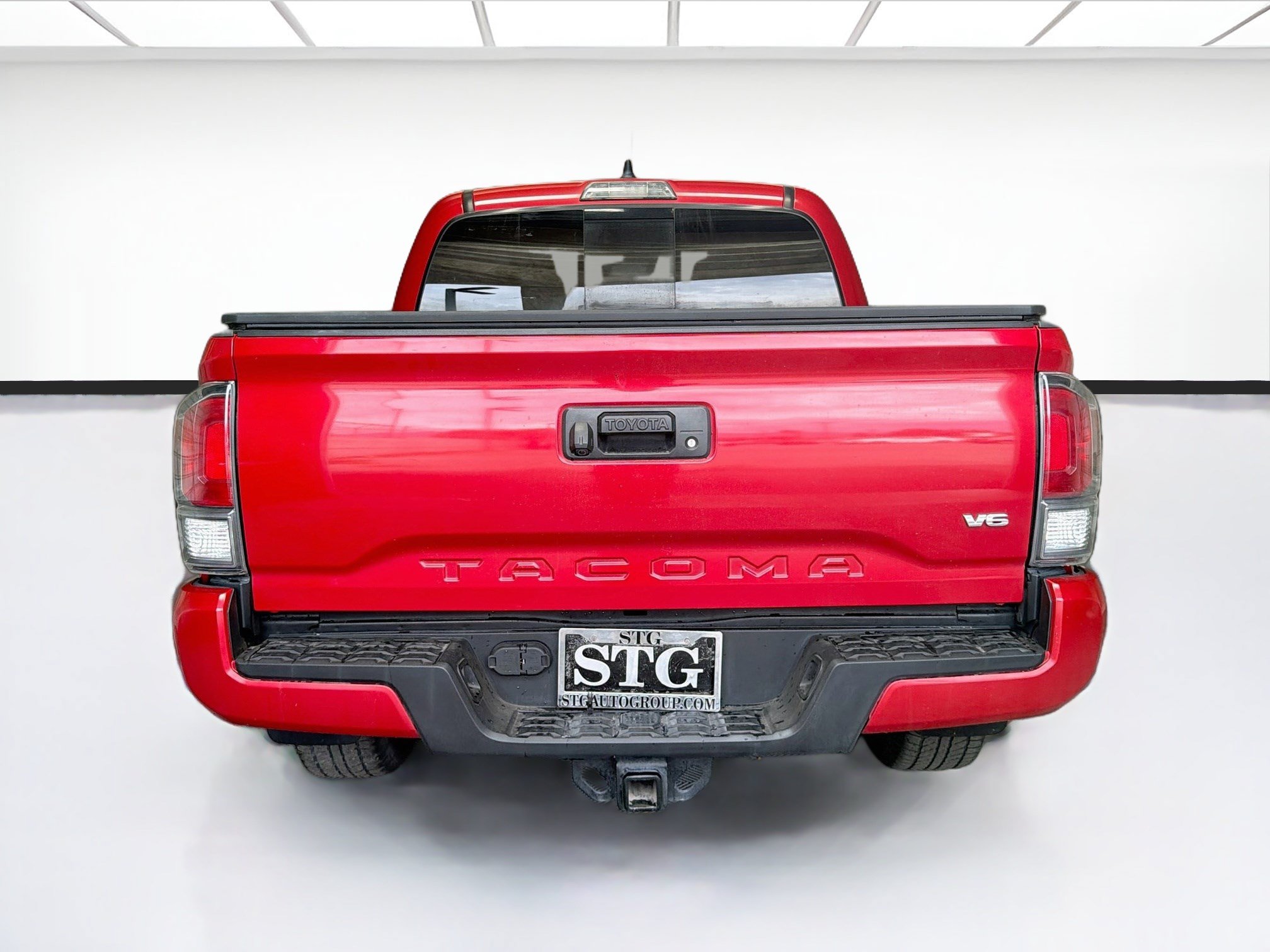 Used 2022 Toyota Tacoma TRD Sport AWD/4WD image 5