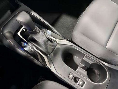 Used 2023 Toyota Corolla LE FWD image 23