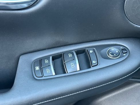 Used 2019 INFINITI QX50 Luxe w/ Navigation Package image 13