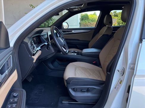 Used 2026 Volkswagen Atlas Cross Sport SE AWD/4WD image 28
