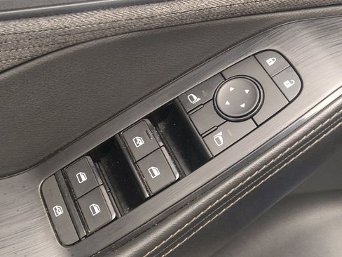 Used 2021 Nissan Rogue SV FWD image 27