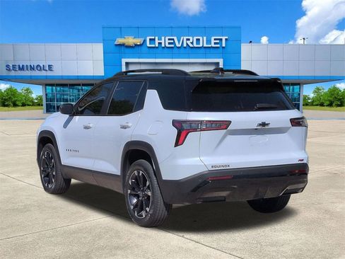 Certified 2026 Chevrolet Equinox RS w/ Convenience Package III image 3