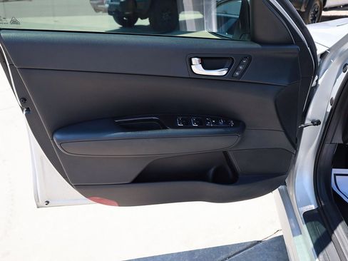 Used 2016 Kia Optima EX w/ Premium Package image 10