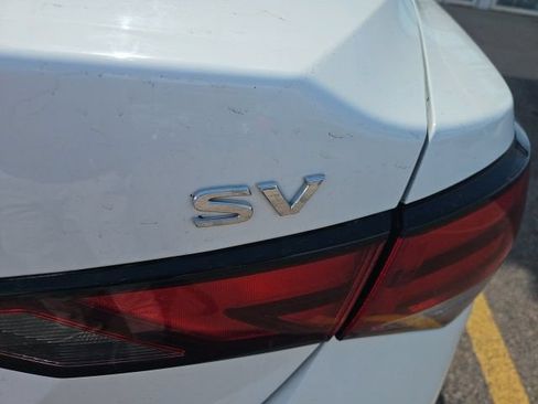 Used 2020 Nissan Sentra SV FWD image 5