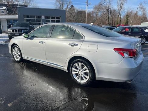 Used 2011 Lexus ES 350 image 4