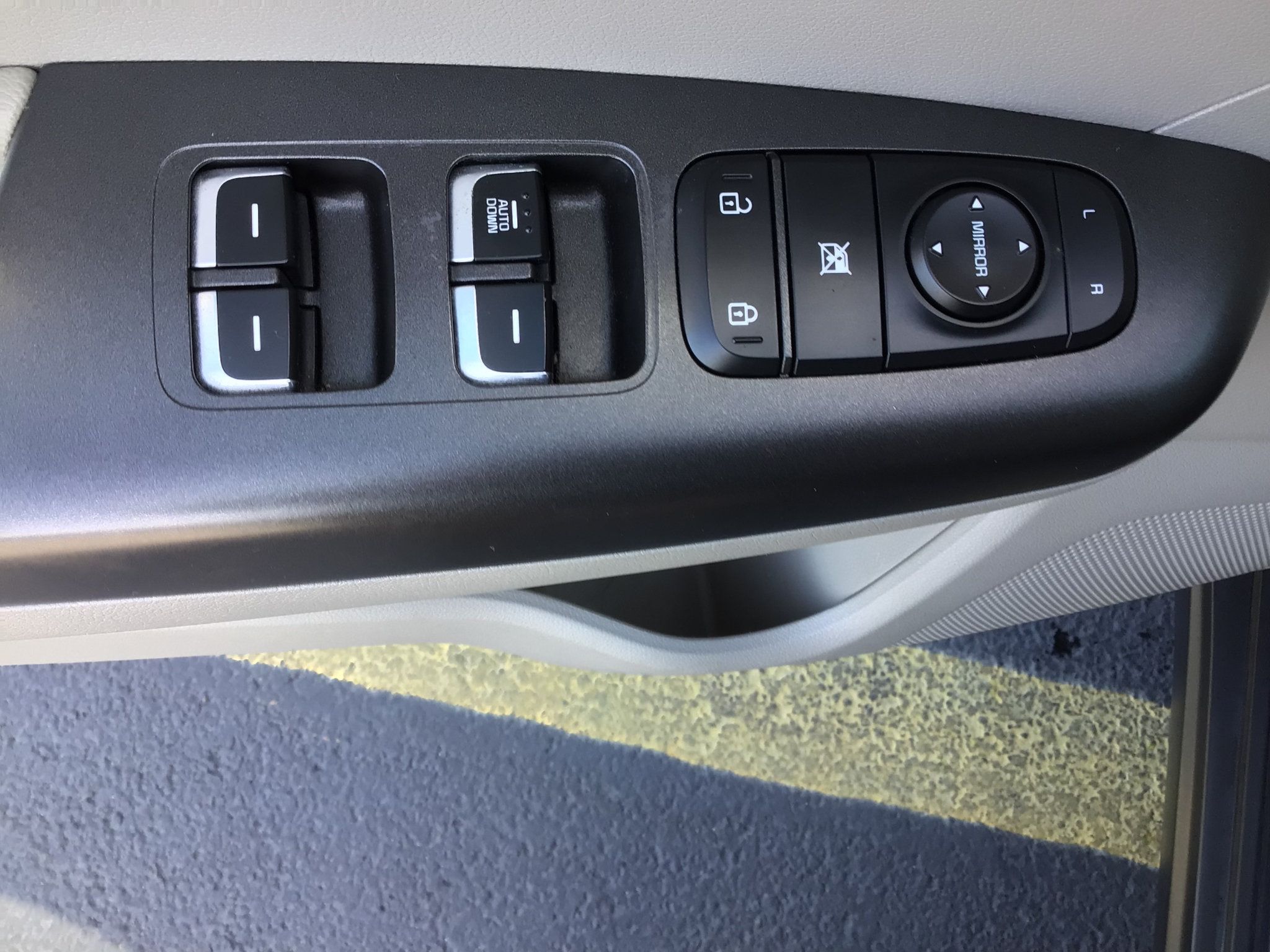 Used 2020 Kia Sportage LX AWD/4WD image 8