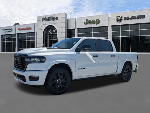 New 2026 RAM 1500 Laramie AWD/4WD image 7