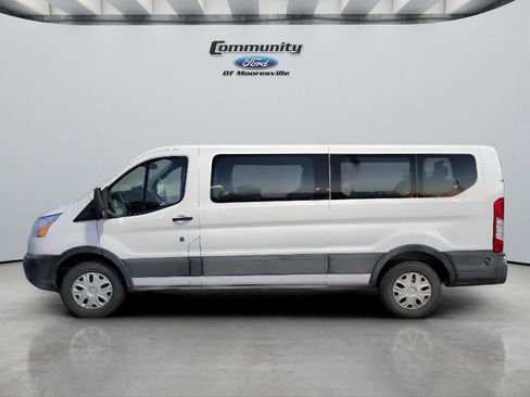 Used 2019 Ford Transit 350 XLT image 5