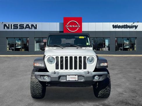 Used 2020 Jeep Gladiator Sport w/ Quick Order Package 24S image 2